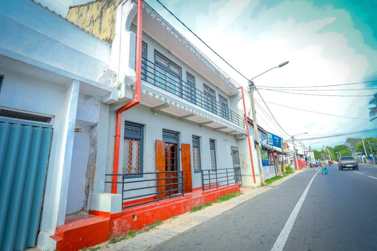 Jaffna Premier Inn Buitenkant foto