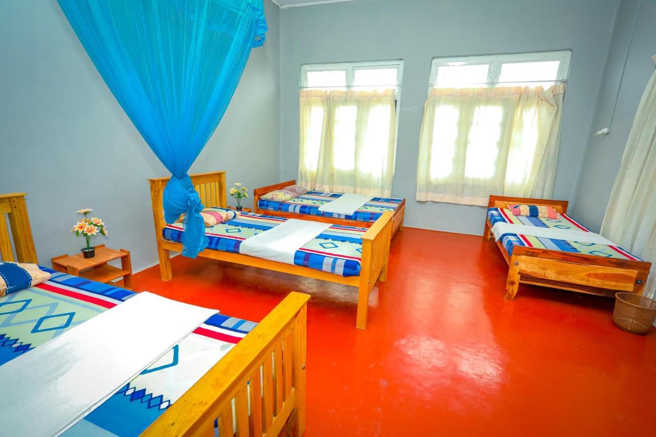 Jaffna Premier Inn Buitenkant foto